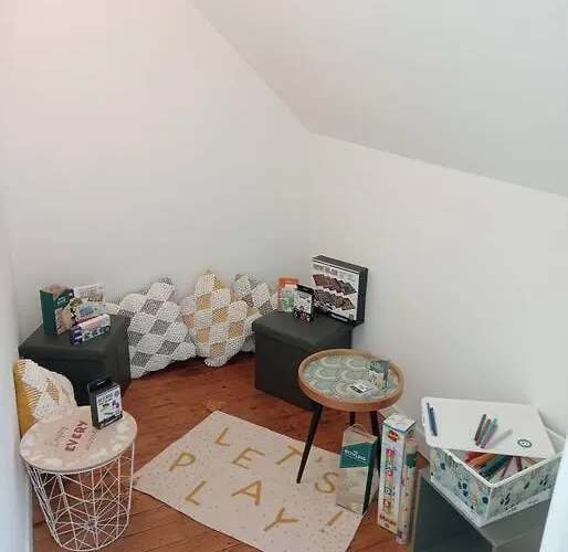 Maison Totalement Renovee.