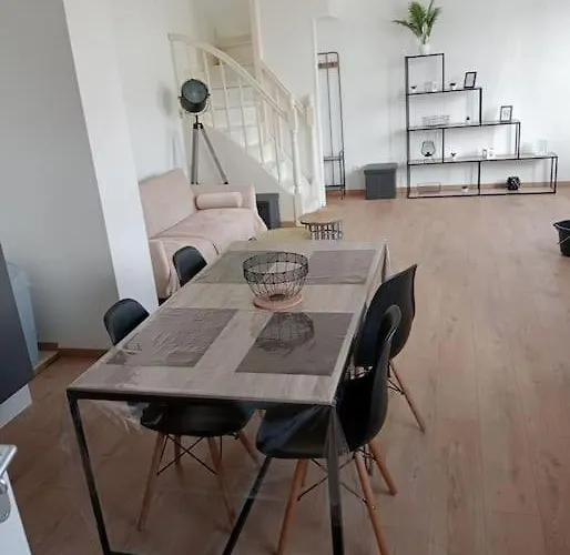 Maison Totalement Renovee. 別荘