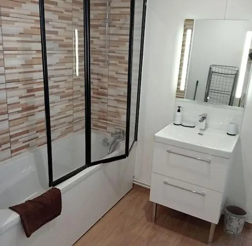 Maison Totalement Renovee. 別荘 フェカン